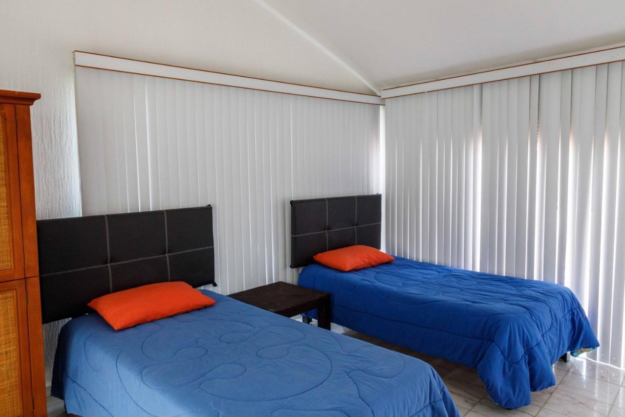 Villas La Marina Cancun Bagian luar foto